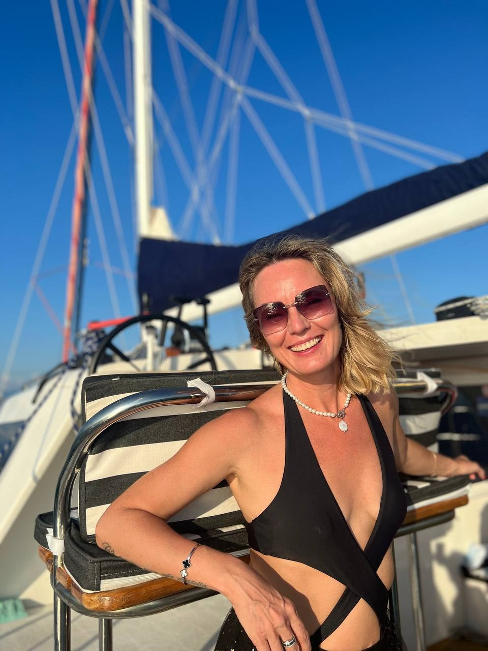 Сьемка на Яхте. Фотограф, видеограф в Сочи портрет, стрит, семейный сьемки, reels