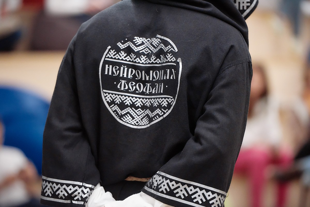 Нейромонах Феофан в Avito. Репортажный фотограф в Москве Вадим Францев