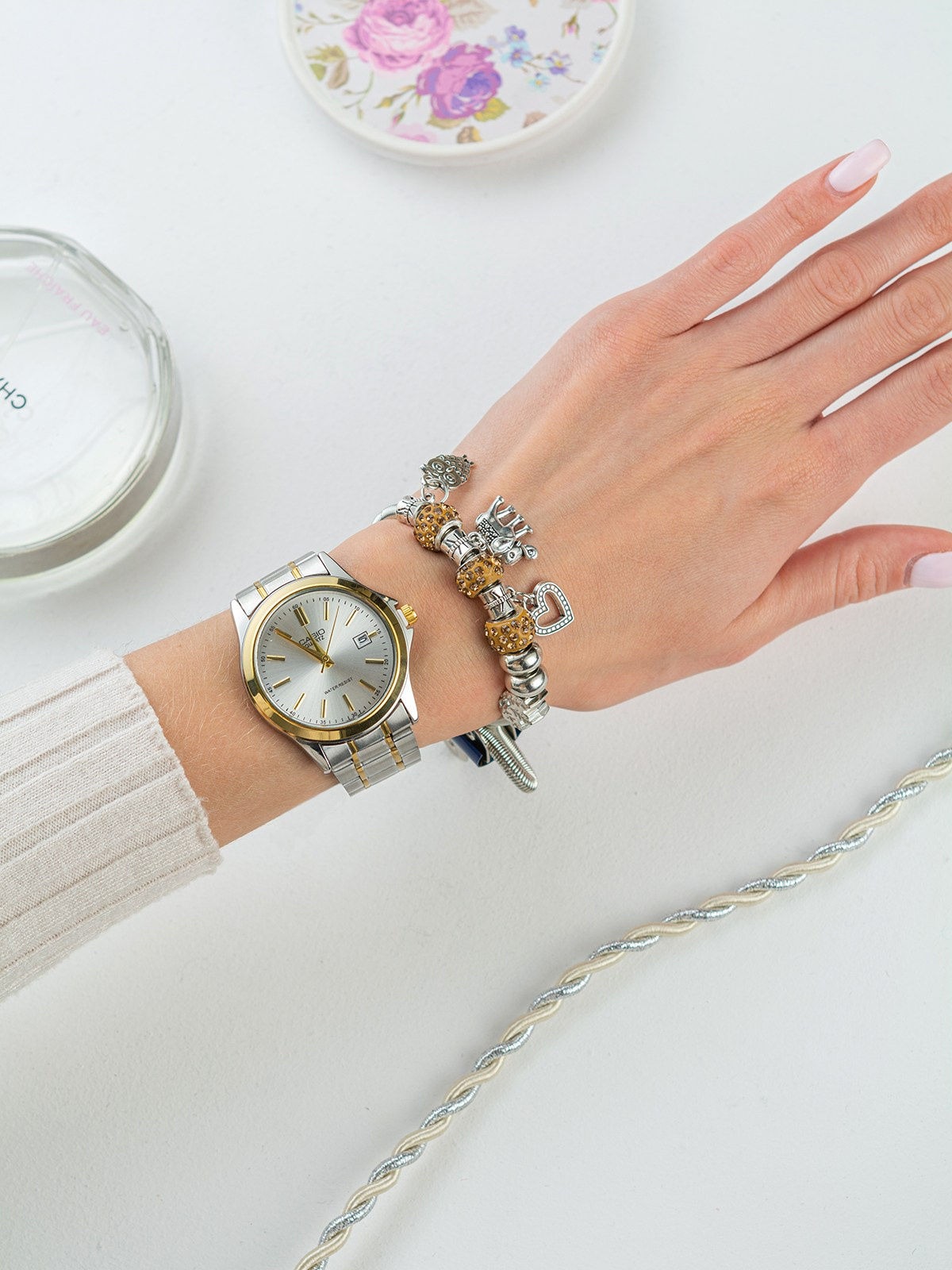 Фотосъёмка часов. Сборные фотосъёмки в Москве. фотосессии одежды.фотограф