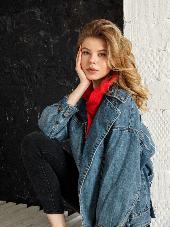 Студийный образ. Визажист, стилист по прическам и гример в Москве