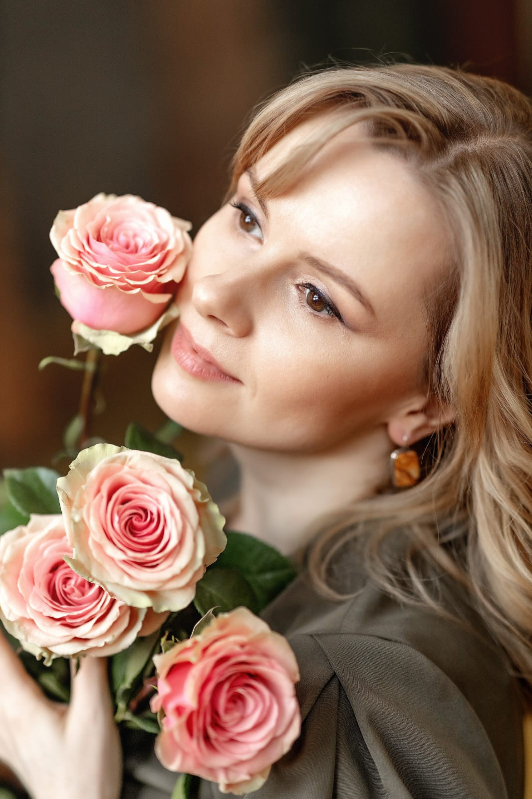 Студийный образ. Визажист, стилист по прическам и гример в Москве