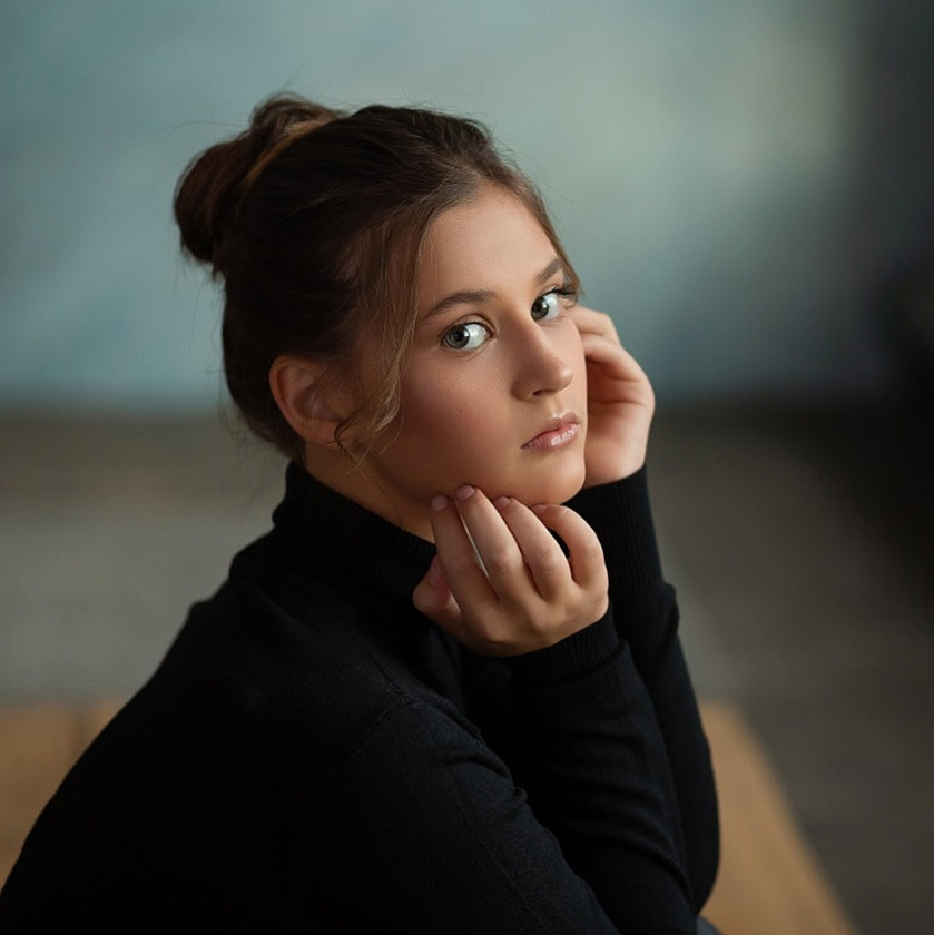 Студийный образ. Визажист, стилист по прическам и гример в Москве