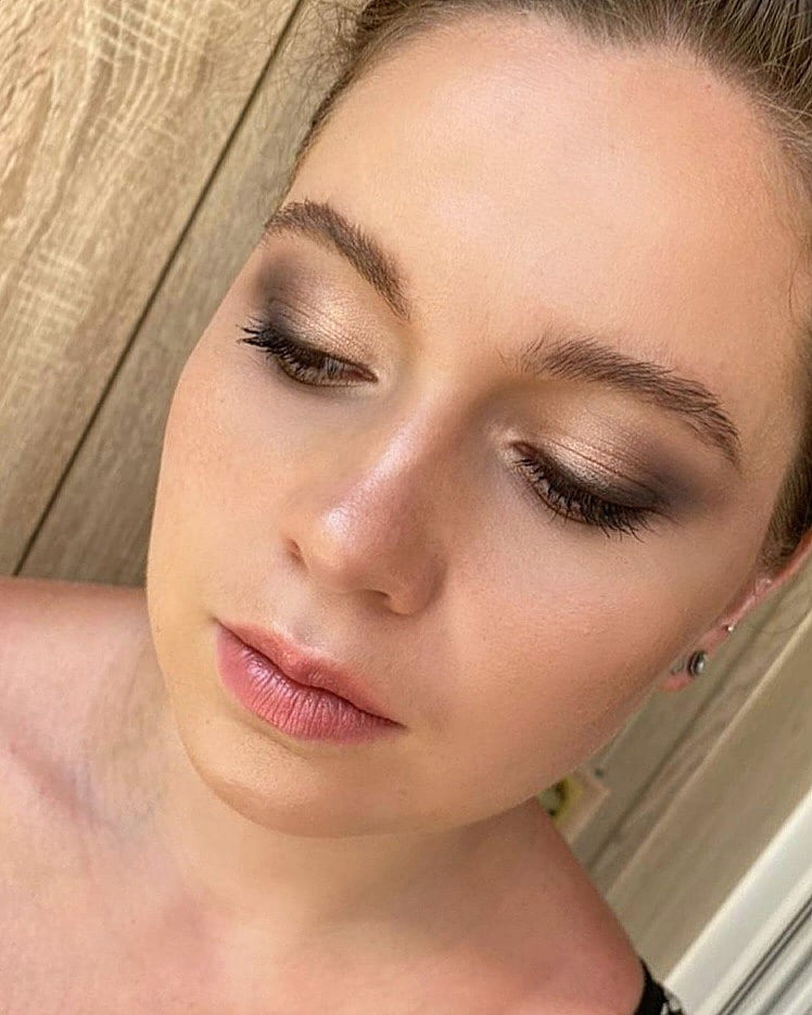 Макияж. Визажист, стилист по прическам и гример в Москве