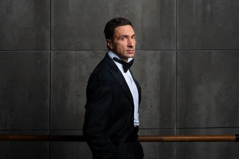 Деловой портрет. Фотограф для маркетплейсов Михаил Бове