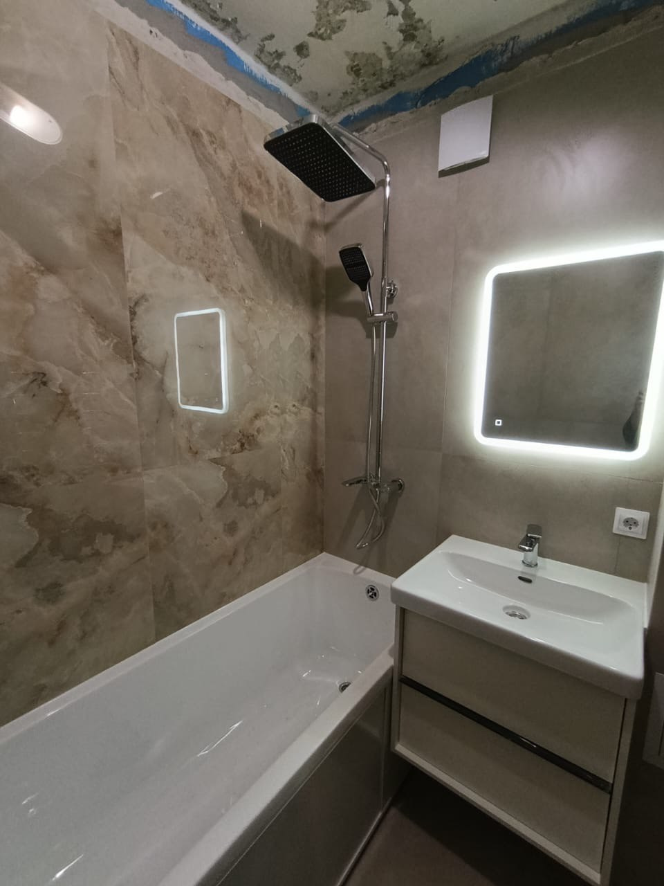 Ванная комната (ул. Королева д. 20). Ремонт санузла, туалета, ванной под ключ в Казани. Укладка плитки