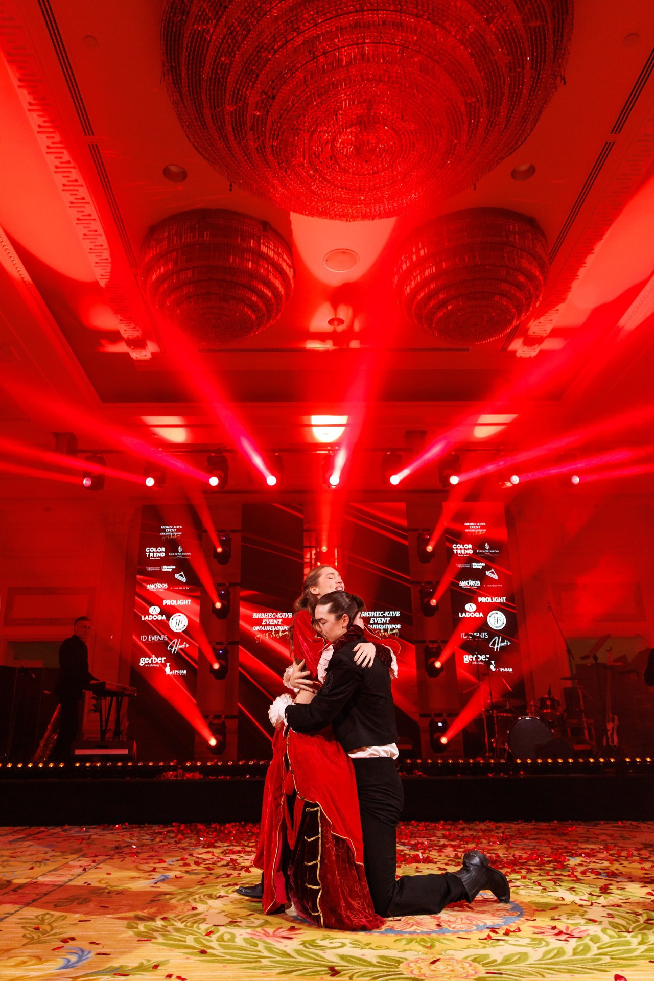 RED BALL Four Seasons Lion Palace. Фотограф в Санкт-Петербурге Гладкий Сергей