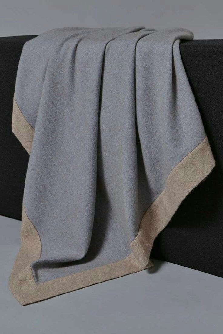 Home cashmere fot yachts, jets, villas — Made in Italy