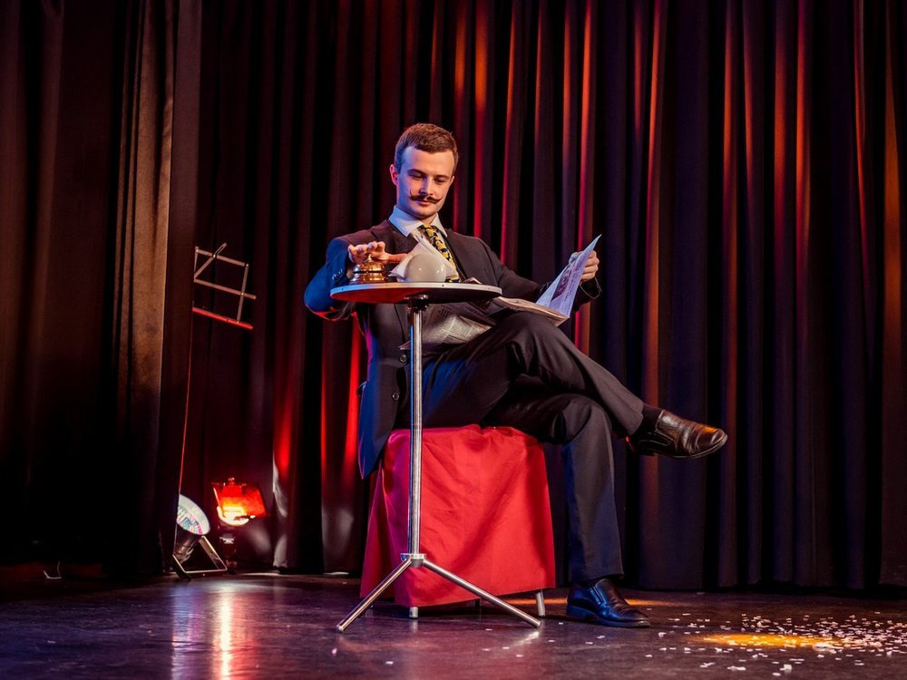 Тематические вечера. Фестивали. Дом Шрёдера