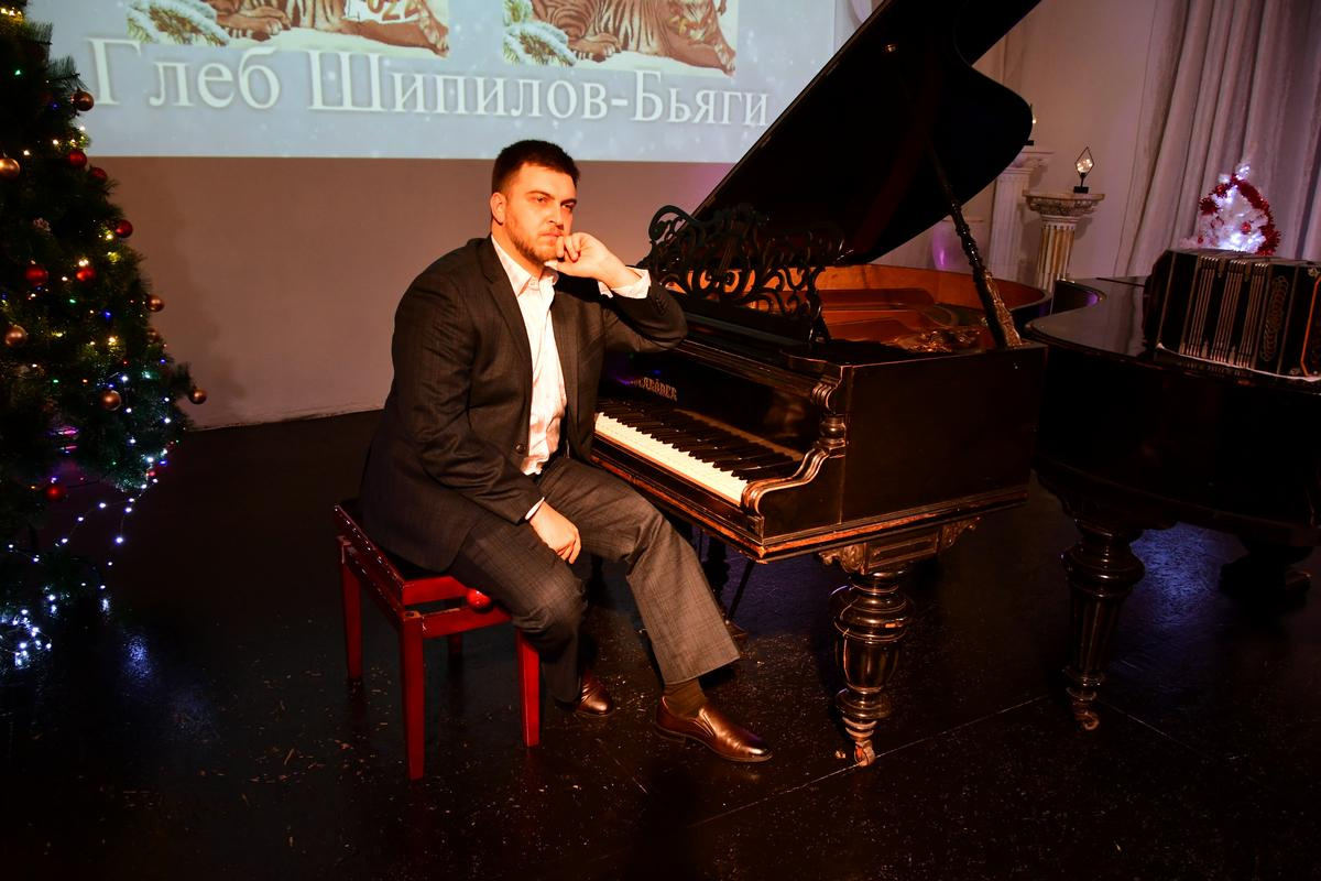 Глеб Шипилов-Бьяги. Бандонеон, аргентинское танго и песни на языке оригинала. Концерт в Доме Шрёдера