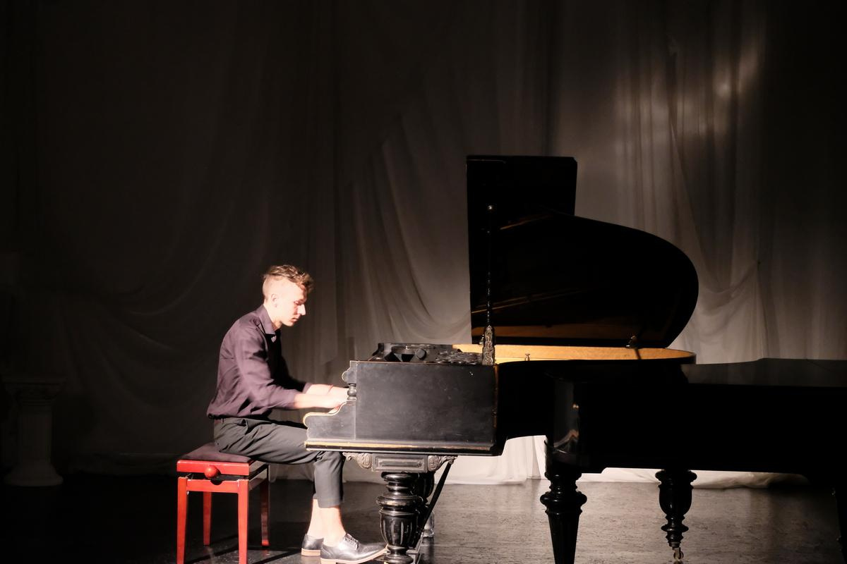 Илья Поляков композитор, концерт в Доме Шрёдера