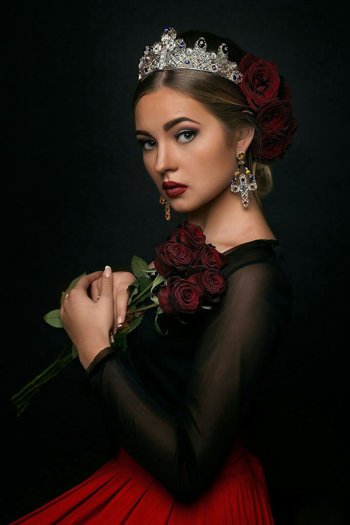 Карты и корона