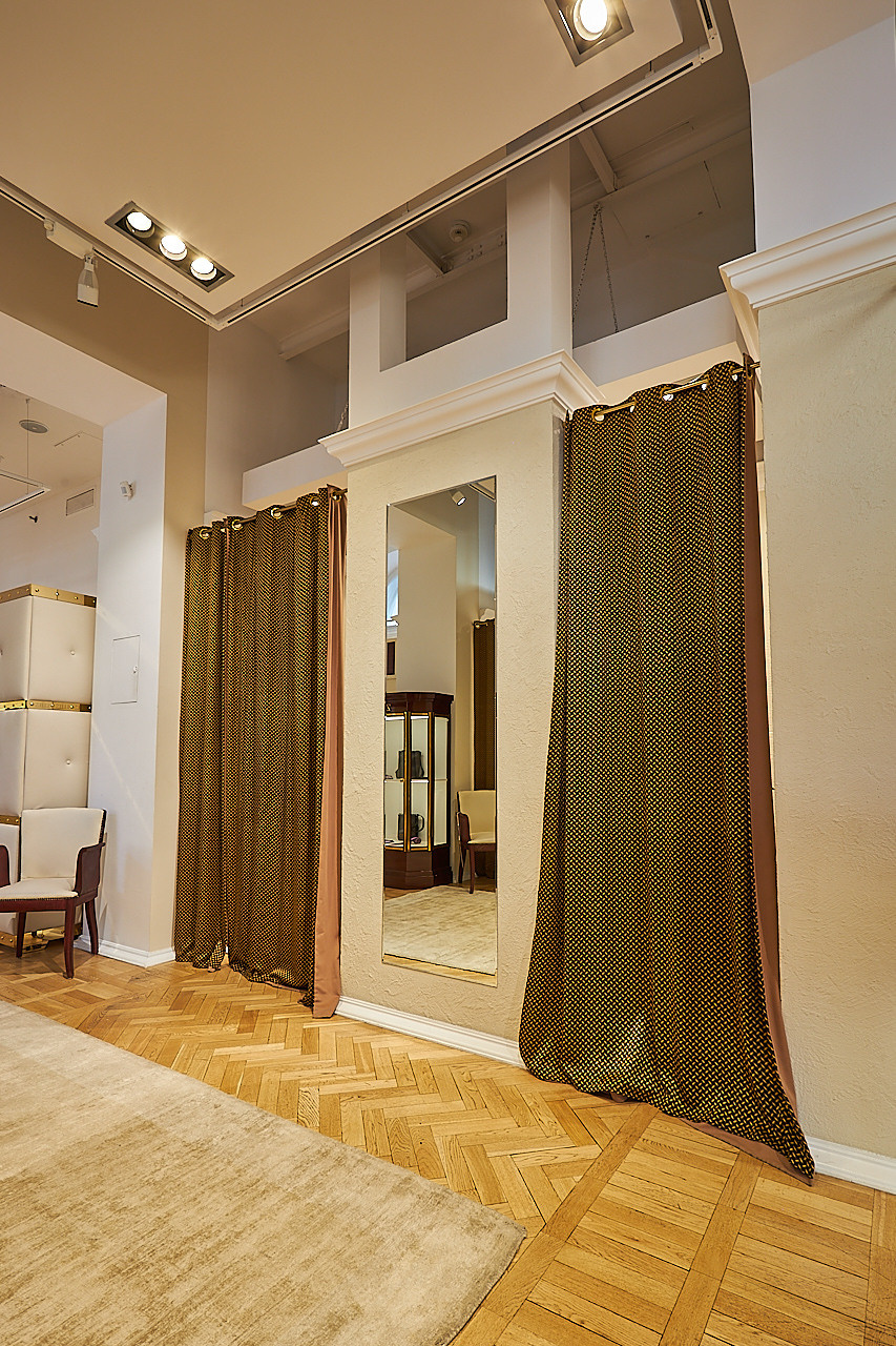 ZILLI — Бутик французского бренда мужской люксовой одежды. Photographer — Maks Kudashkin