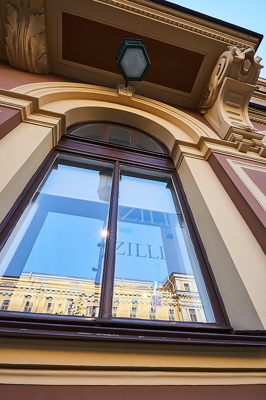 ZILLI — Бутик французского бренда мужской люксовой одежды