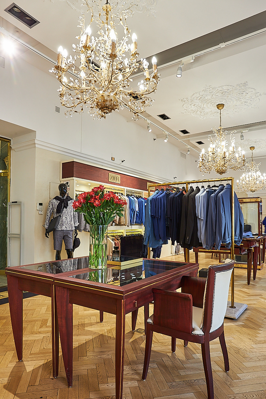 ZILLI — Бутик французского бренда мужской люксовой одежды. Photographer — Maks Kudashkin