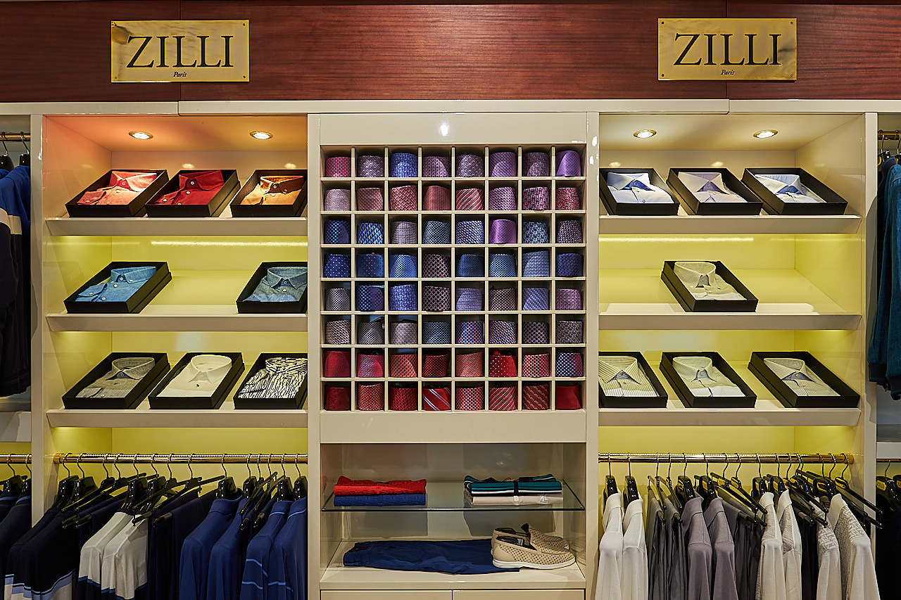 ZILLI — Бутик французского бренда мужской люксовой одежды. Photographer — Maks Kudashkin