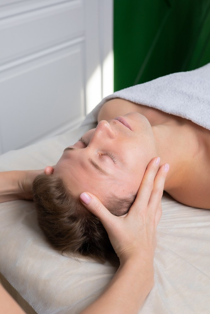 Массаж. Семейный и Свадебный фотограф в Сочи