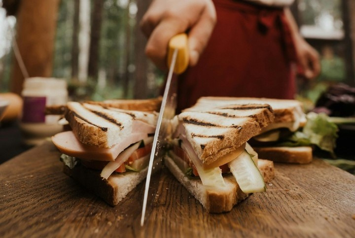 Станция клаб-сэндвичей. Кейтеринг Royal Catering | По Москве и Московской области организуем р