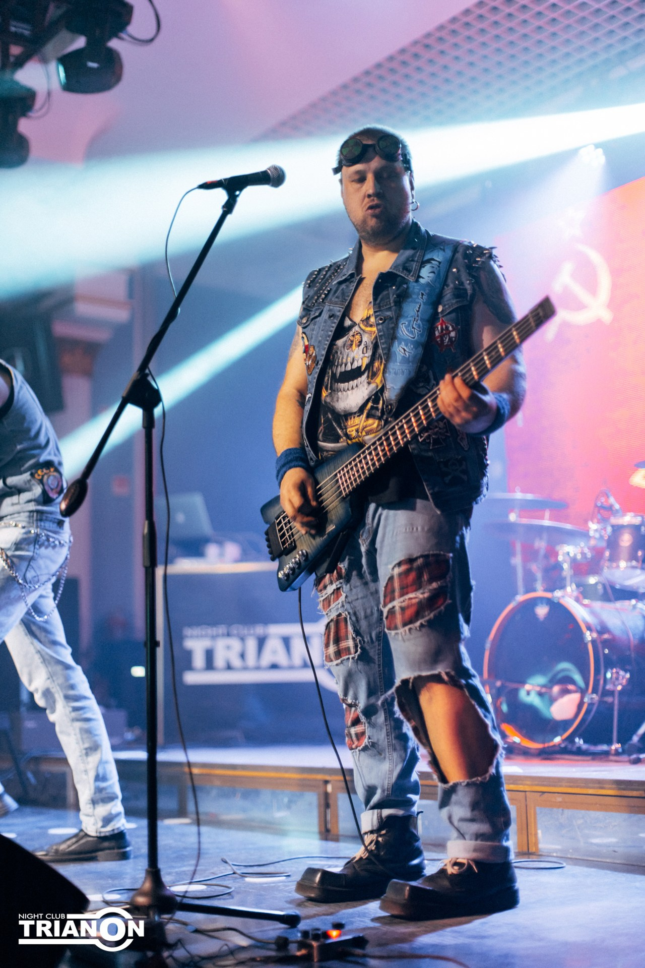 «Дави на Газ» (Сектор Газа cover show) TrianonClub. Фотограф Владимир Молоканов