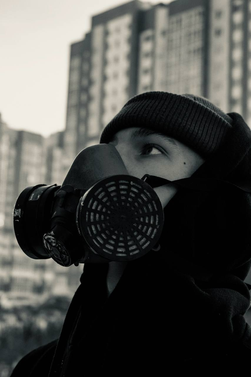 Уличная съемка — Никита. Портретный фотограф в Орле. Готовые фото за 3 дня! Помощь в позировании. Советы по организации