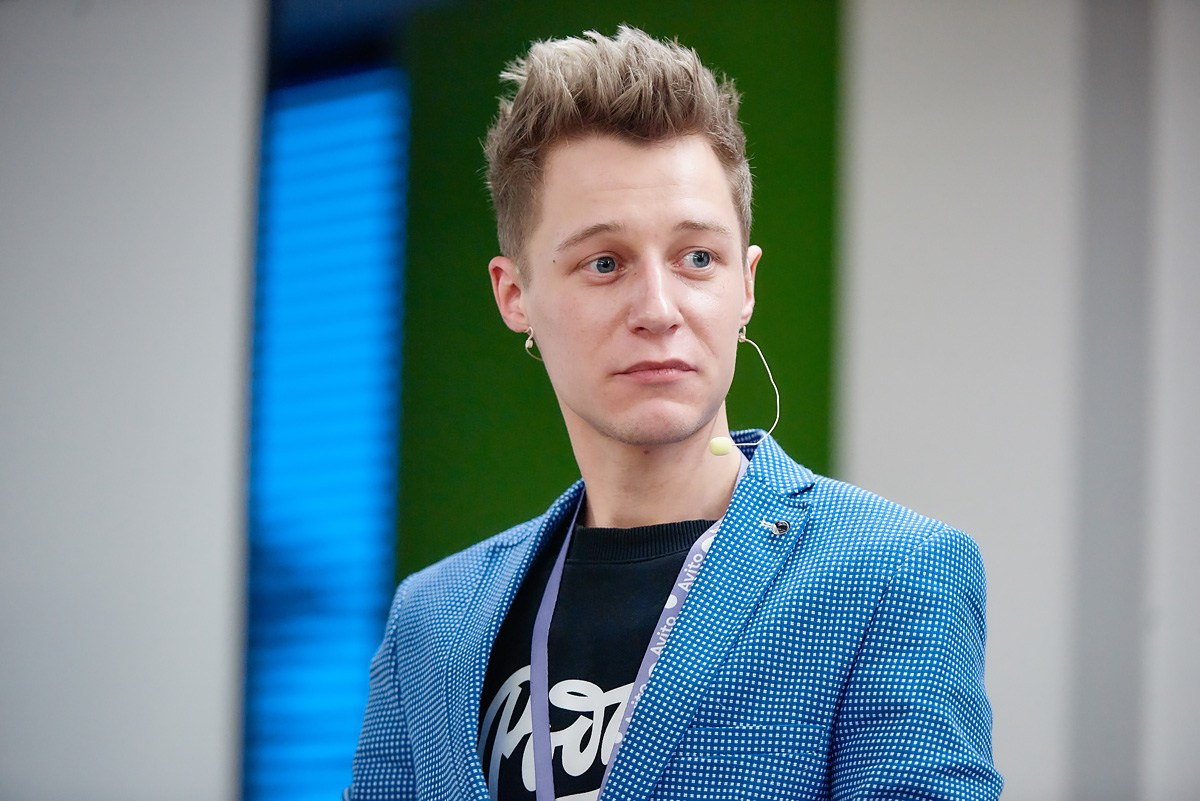 Нейромонах Феофан в Avito. Репортажный фотограф в Москве Вадим Францев