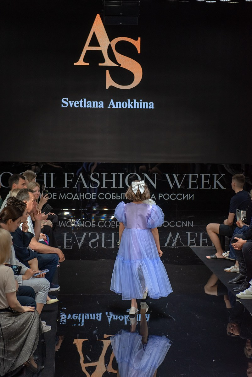 SochiFashionWeek2024 дизайнер Анохина. Семейный и коммерческий фотограф в Сочи Александр Бодунов