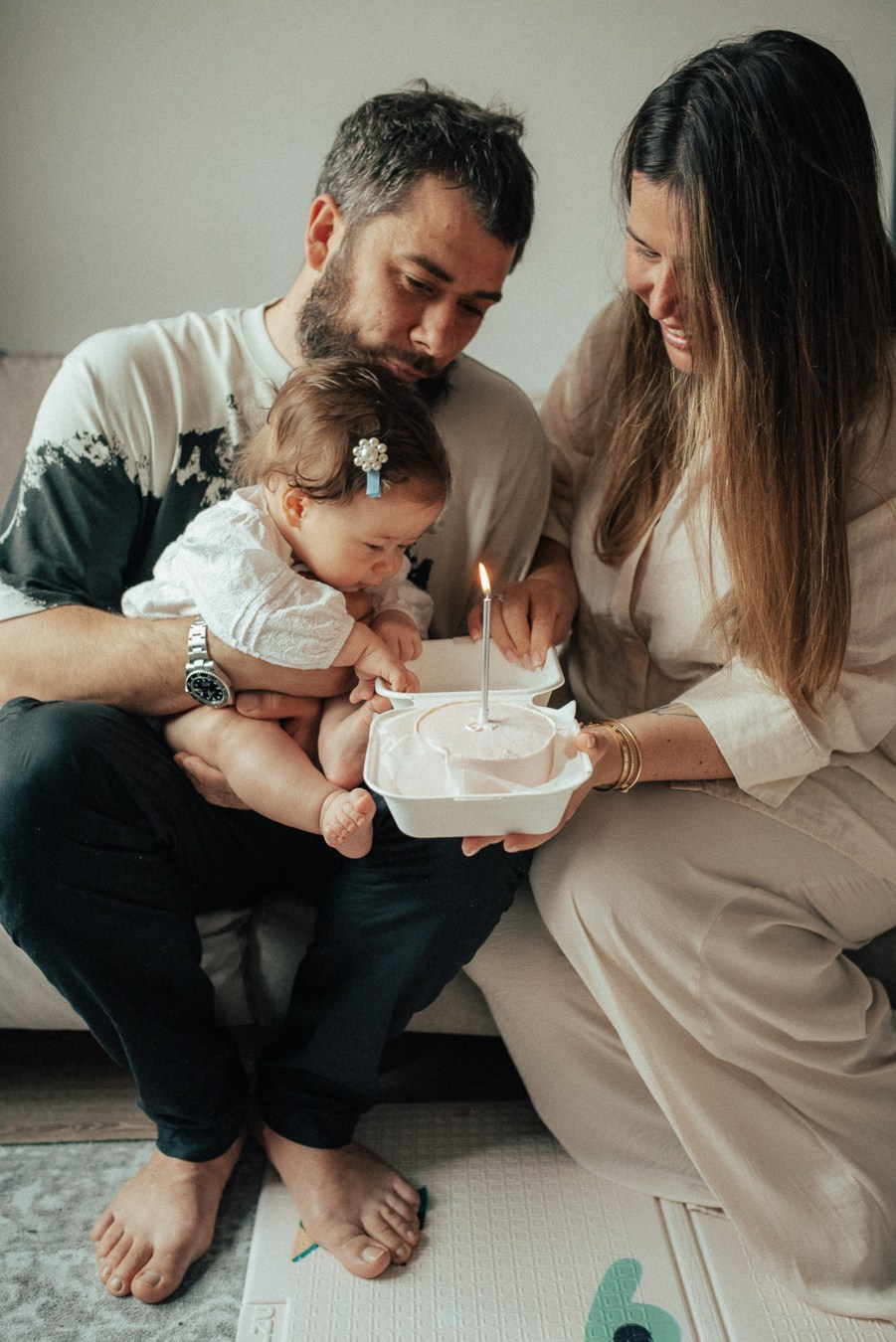 Саша, Катя, Мирослава и бабушка | дома