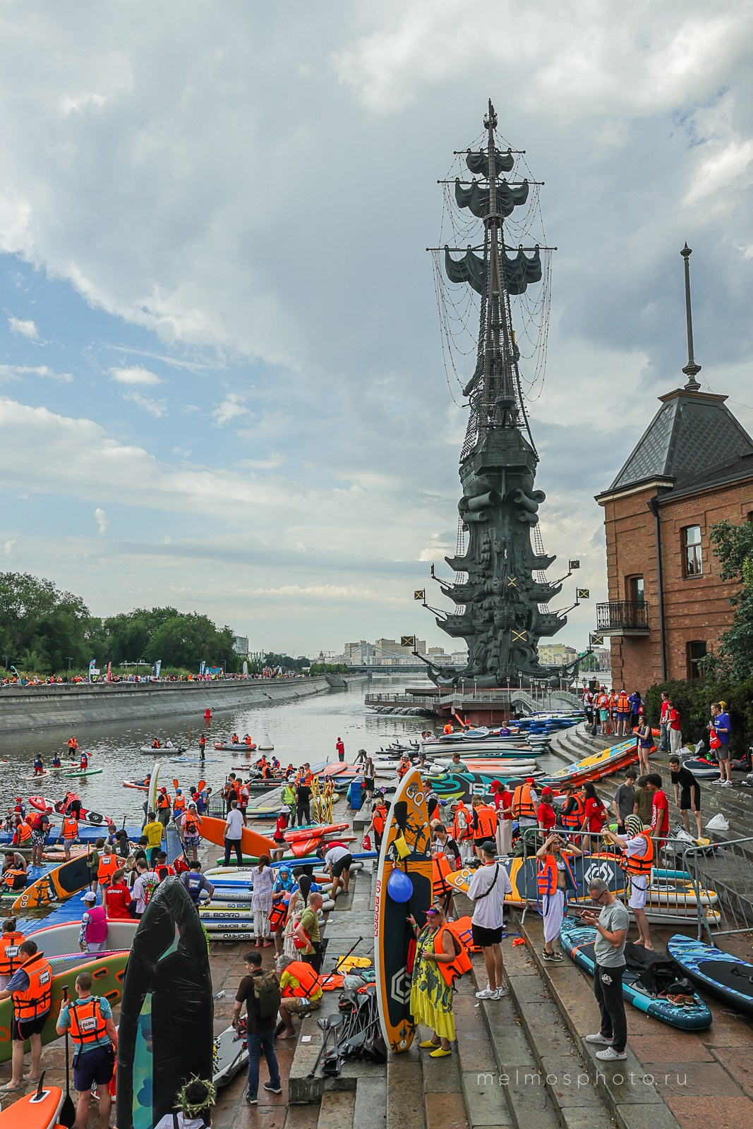 Сап-фестиваль «Вот сап, Москва!». Репортажный, архитектурный, театральный и файн-арт фотограф Лена Мельникова в Москве