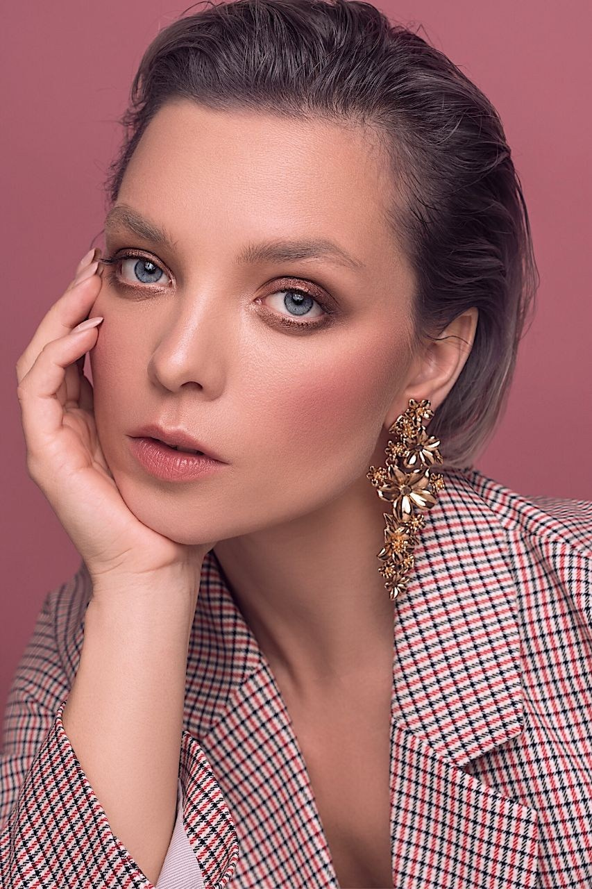 ЭМИЛИЯ. Продающий контент для маркетплейсов и e-commerce «под ключ»