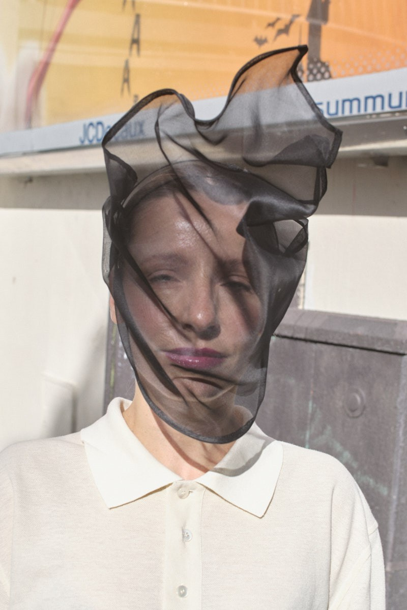 Showside. Eduard Savosin | Documentary & Portrait Photographer in Paris