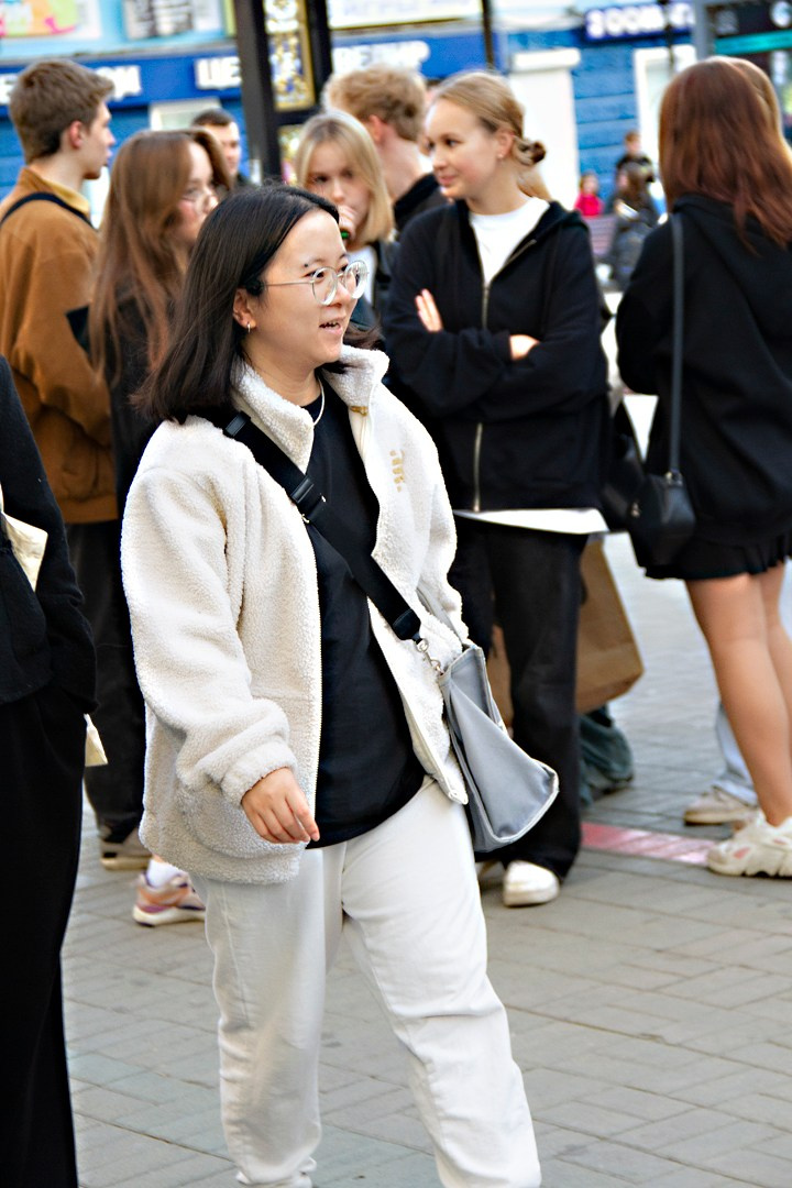 Стрит съемка на ул. Вайнера. Фотограф Екатеринбург Екатерина Красноперова