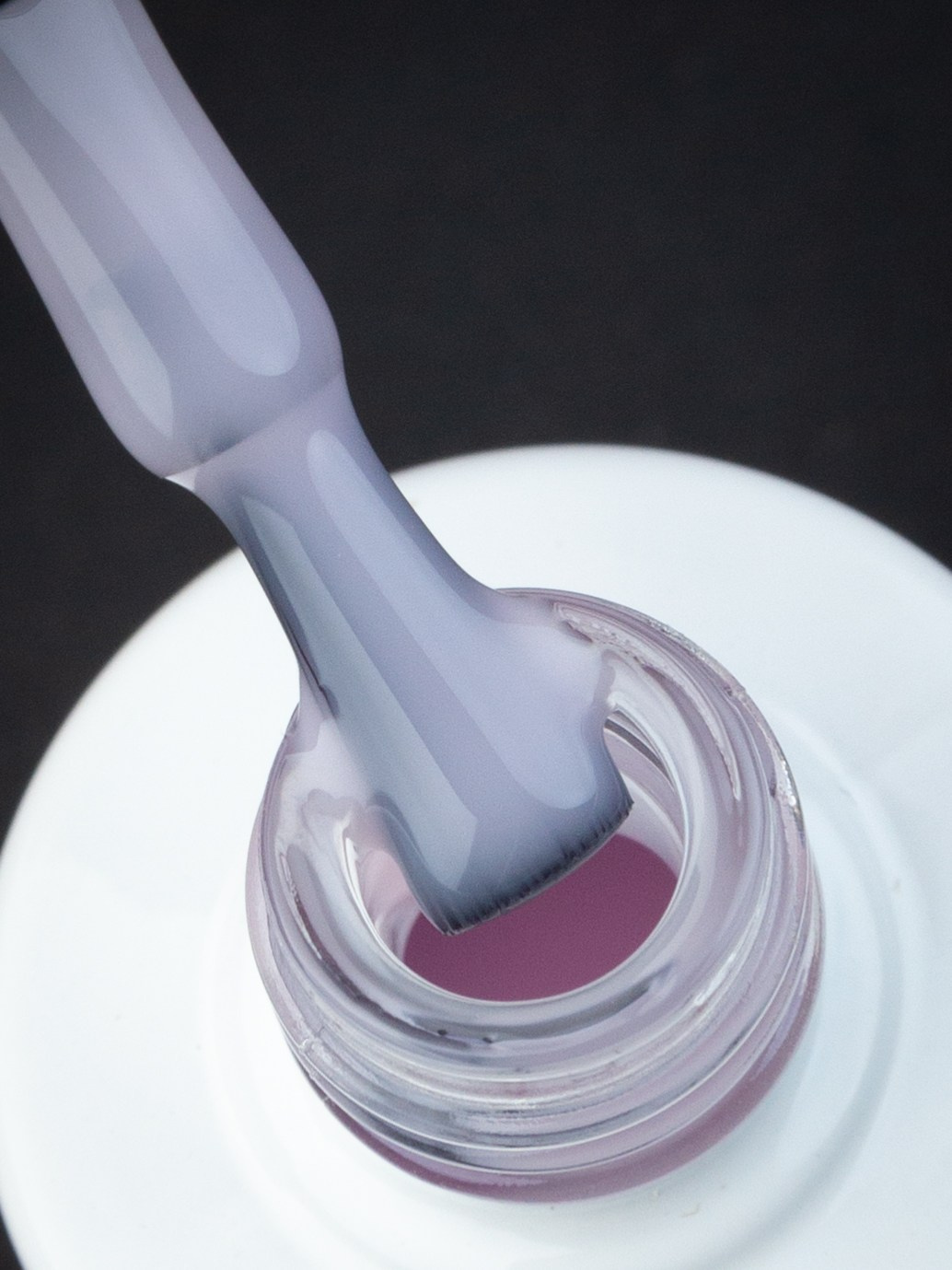 Kira на чёрном. Александр Стряпунин — предметный фотограф в Улан-Удэ