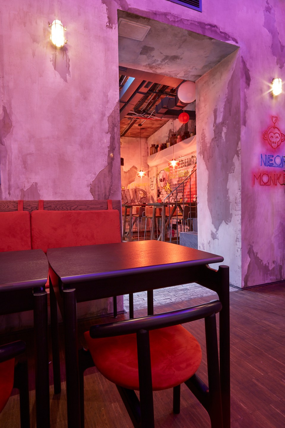 Ресторан NEON MONKEY. Lena Smi is an interior and portrait photographer. Moscow and St. Petersburg