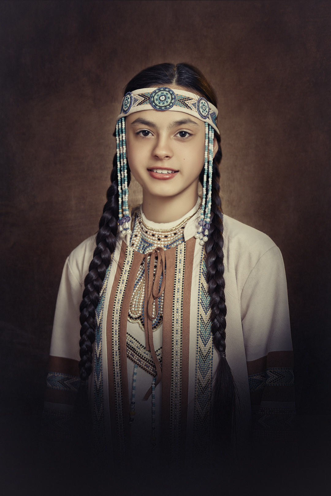 Крупный художественный портрет девочки-нивхки