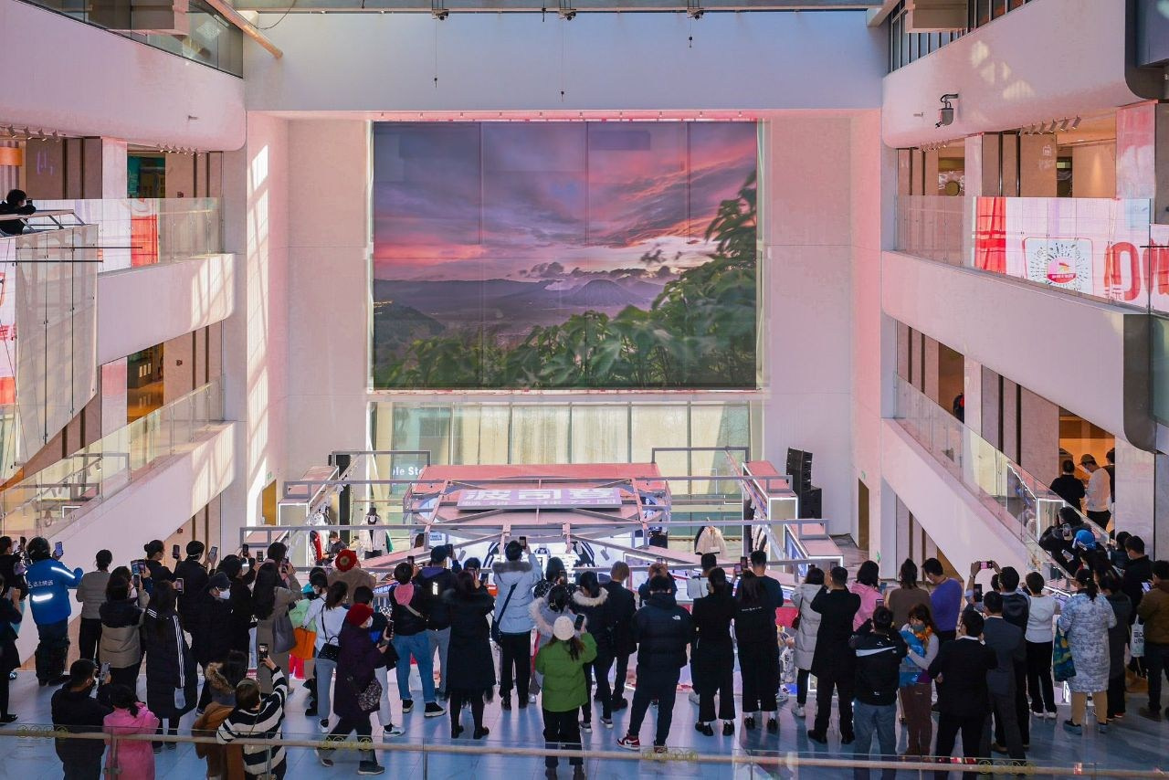 WORLD PHOTOGRAPHY DAY EXHIBITION, AUGUST 19 — 20. BALI. MAIN