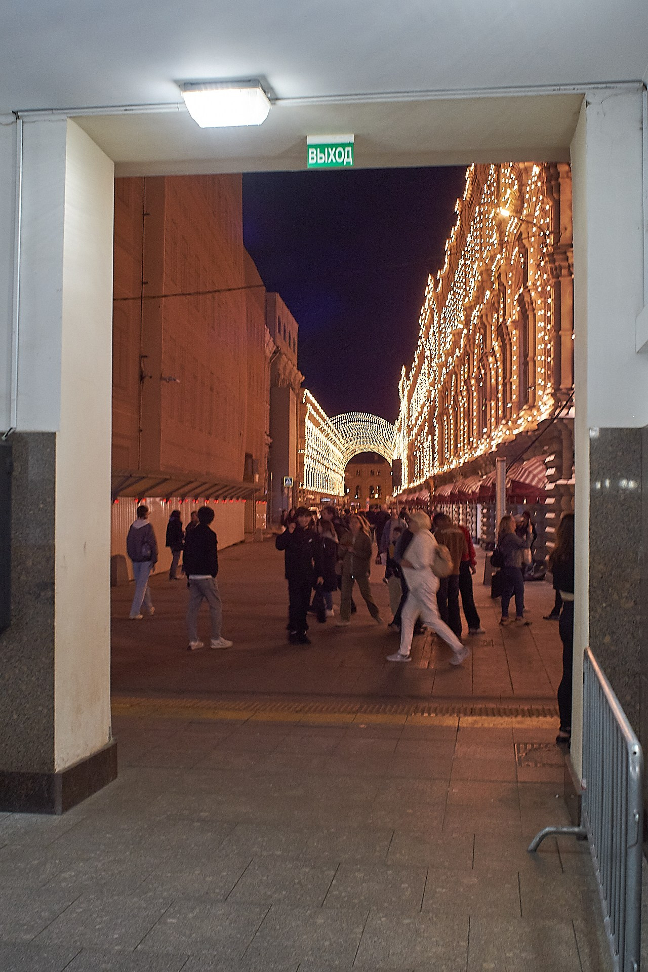 Посвящается всем свободным художникам и музыкантам. Сайт фотографа Виталия Дени