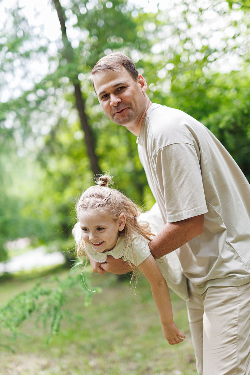 Семейная прогулка по парку Сокольники. Детский и семейный фотограф Домодедово