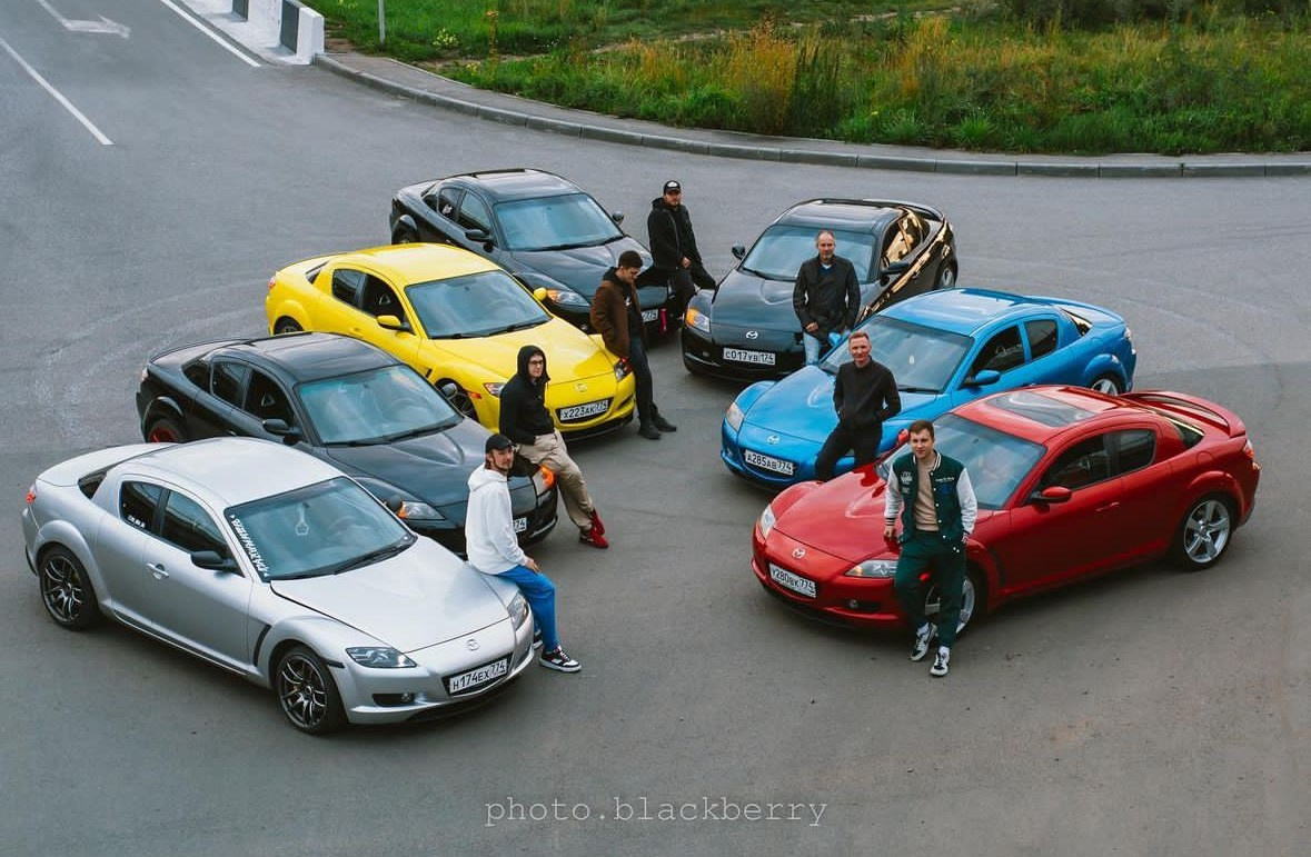 Auto & Lifestyle. Люблю снимать не только эмоции людей, но и автомобили.Живу в Челябинске, ну и конечно как же без путешествий по городам