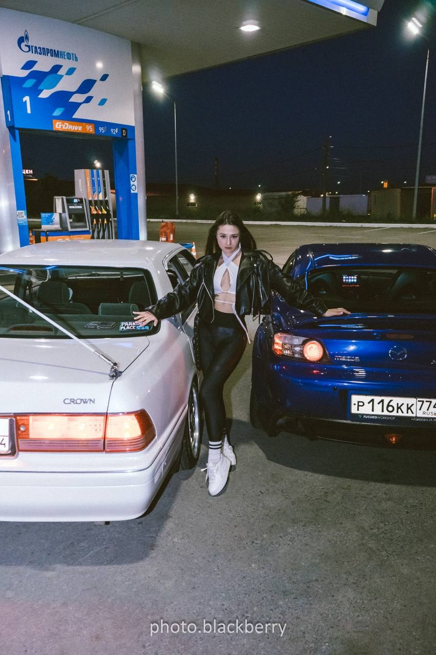 Auto & Lifestyle. Люблю снимать не только эмоции людей, но и автомобили.Живу в Челябинске, ну и конечно как же без путешествий по городам
