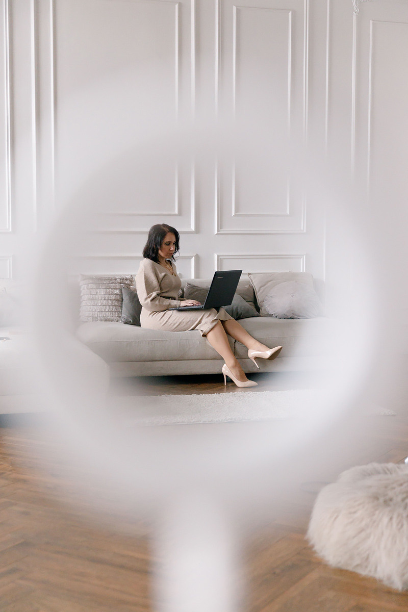 Вера Челищева. Главная