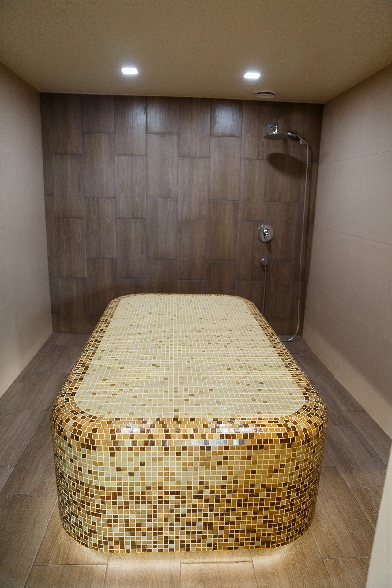 Бассейн Атлант. Фотосъёмка для бизнеса — предметное фото, репортаж с мероприятий, портреты людей, съёмка интерьера и экстерьера