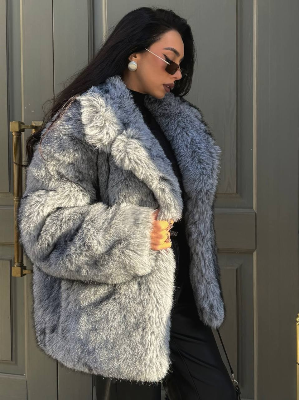 Кристина М Размер М, Рост 164, Параметры 93/64/89. LUNAPRO Дом стильных, сборных и индивидуальных съемок для брендов