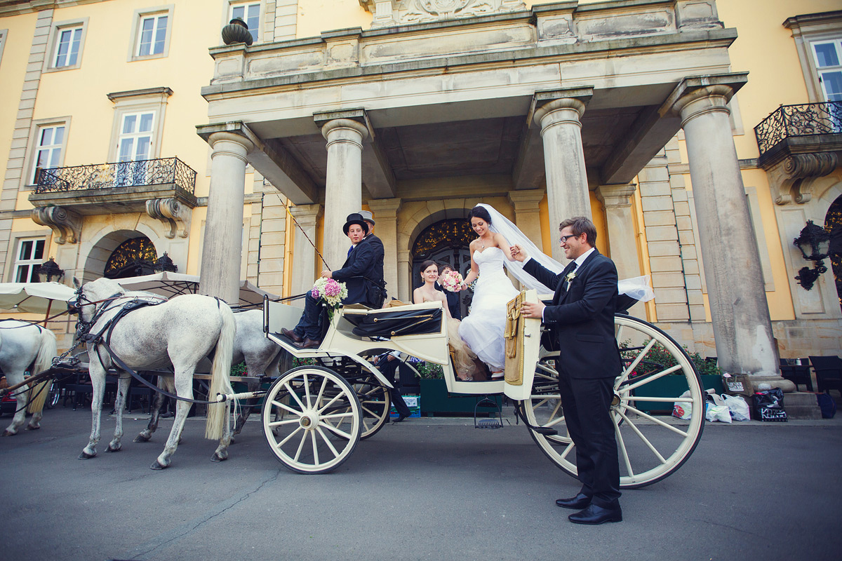 Wedding in the old German castle of Elina and Stanislav. Photographer and videographer for wedding in Italy: Rome, Milan, Venic