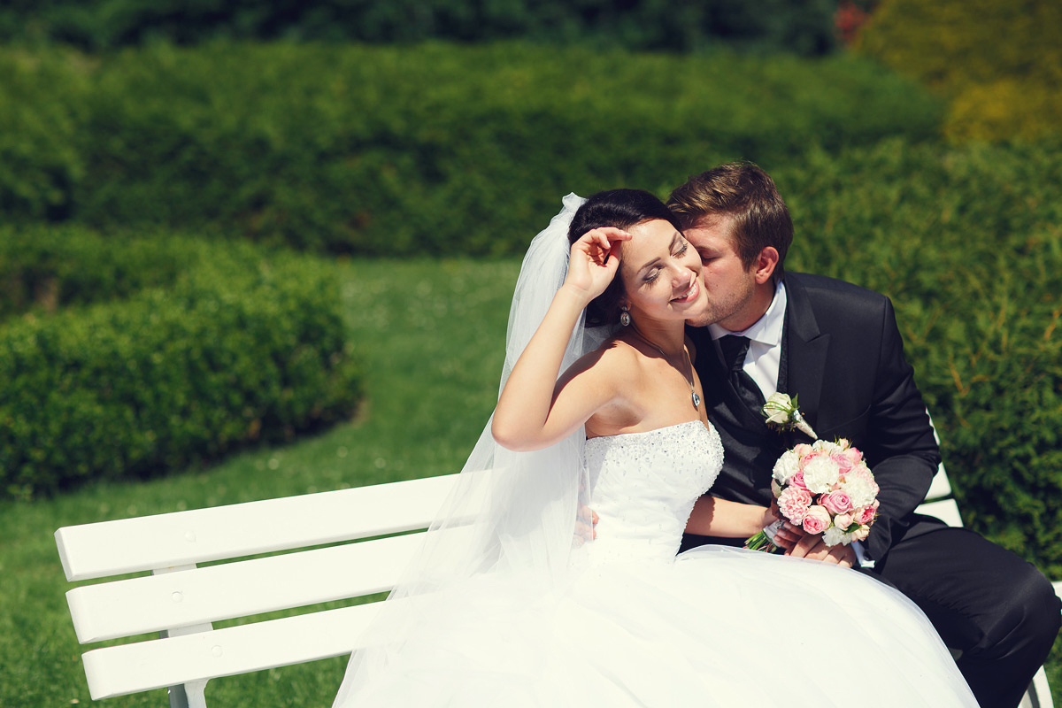 Wedding in the old German castle of Elina and Stanislav. Photographer and videographer for wedding in Italy: Rome, Milan, Venic