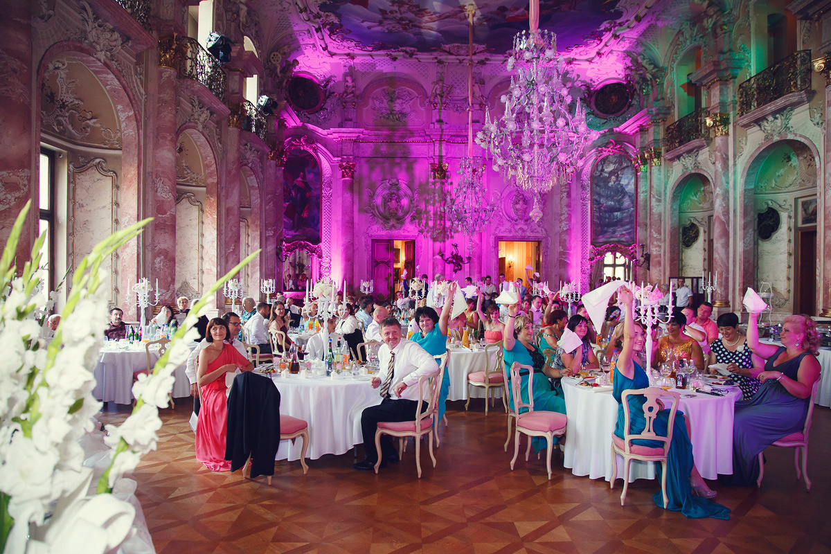 Wedding in the old German castle of Elina and Stanislav. Photographer and videographer for wedding in Italy: Rome, Milan, Venic
