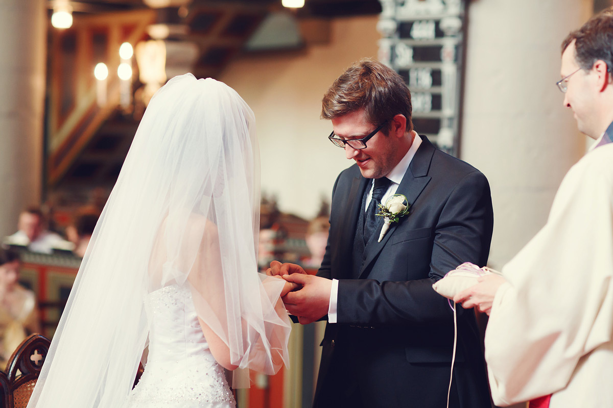 Wedding in the old German castle of Elina and Stanislav. Photographer and videographer for wedding in Italy: Rome, Milan, Venic