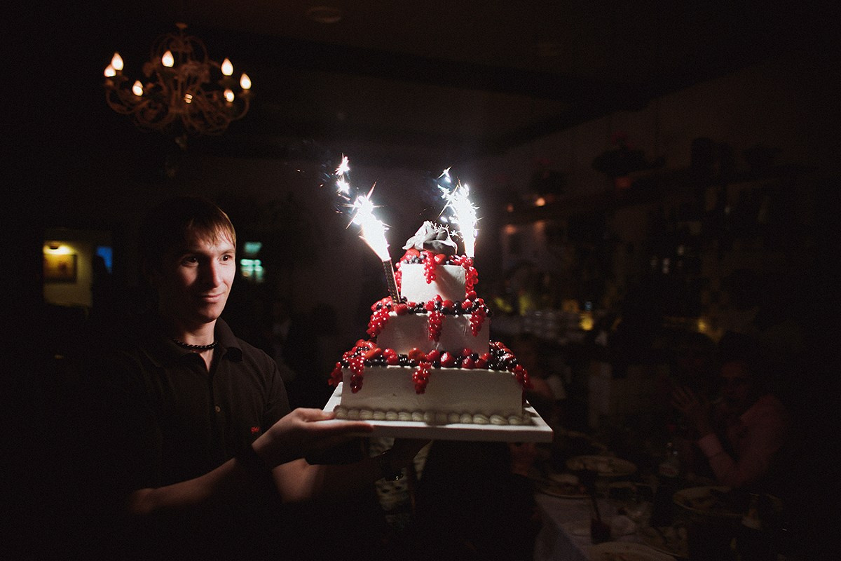 Свадебная прогулка Алекса и Даши. Фотограф крещение венчание в Петербурге! Помогает подобрать храм и посоветовал душевного батюшку в СПб