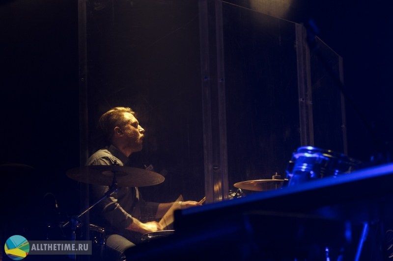 Tesla Boy. Магия музыки в кадре: Концертная Фотография