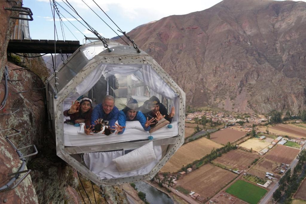 Skylodge Adventure Suites, Перу 90-100 долл плюс ндс 18. Фотограф для маркетплейсов Михаил Бове