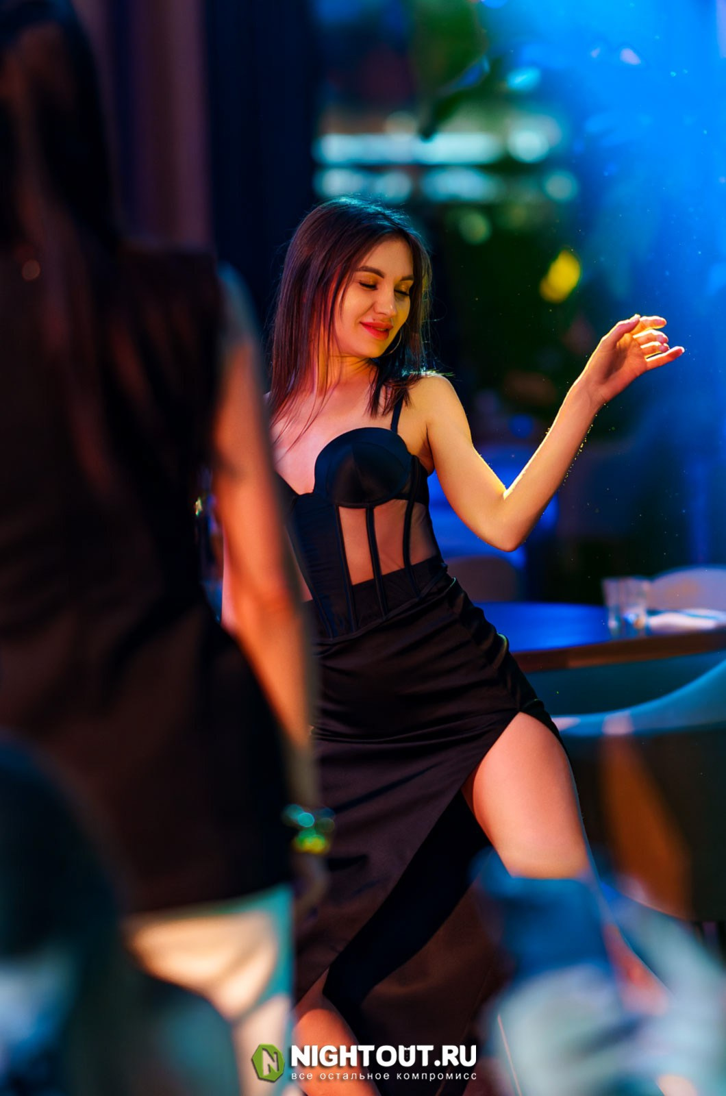 MOSCOW NEVER SLEEP. NIGHTOUT.RU Журнал о ночной жизни города