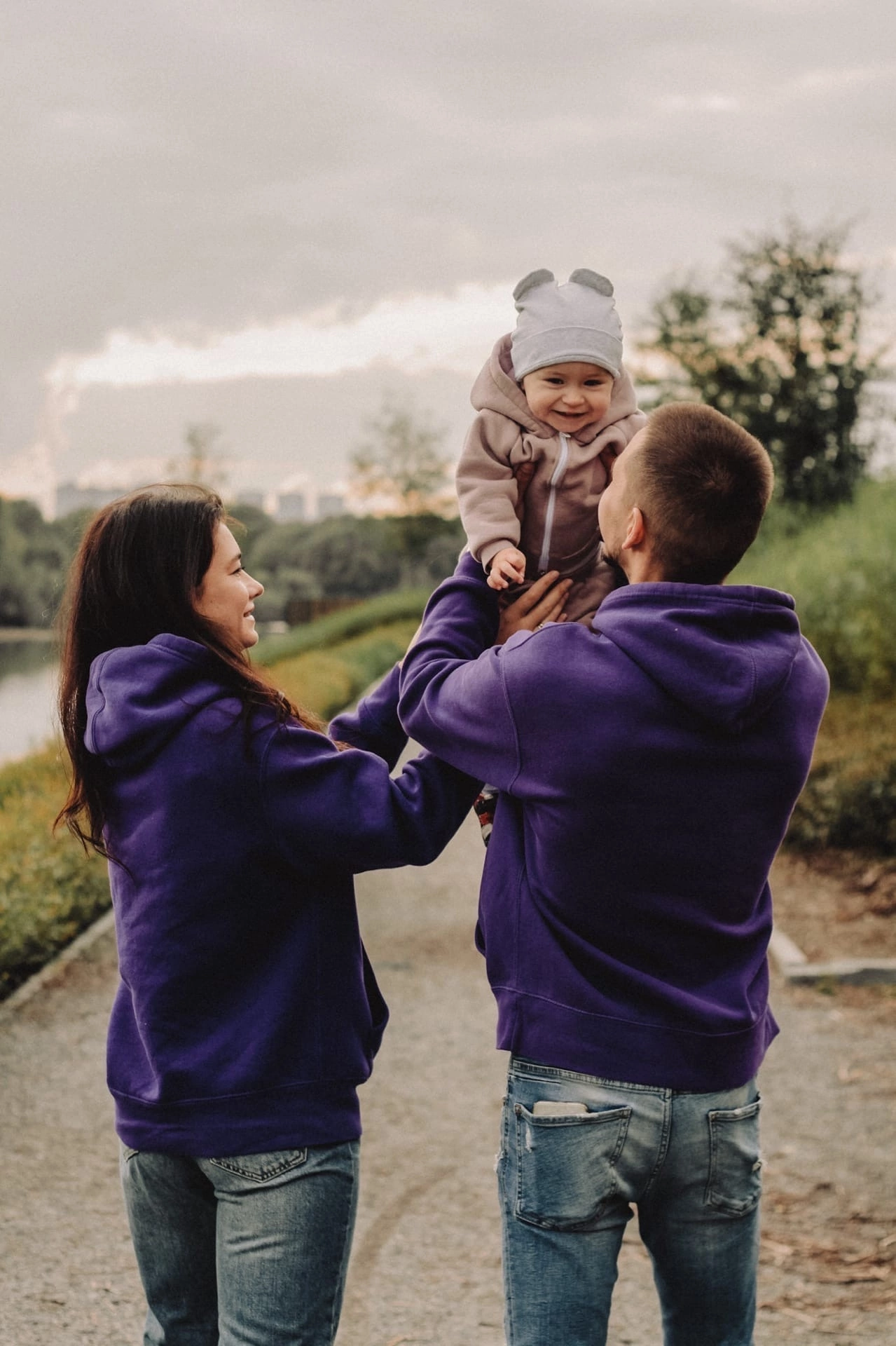 Анечка с папой и мамой. Семейный фотограф Полина Легачева